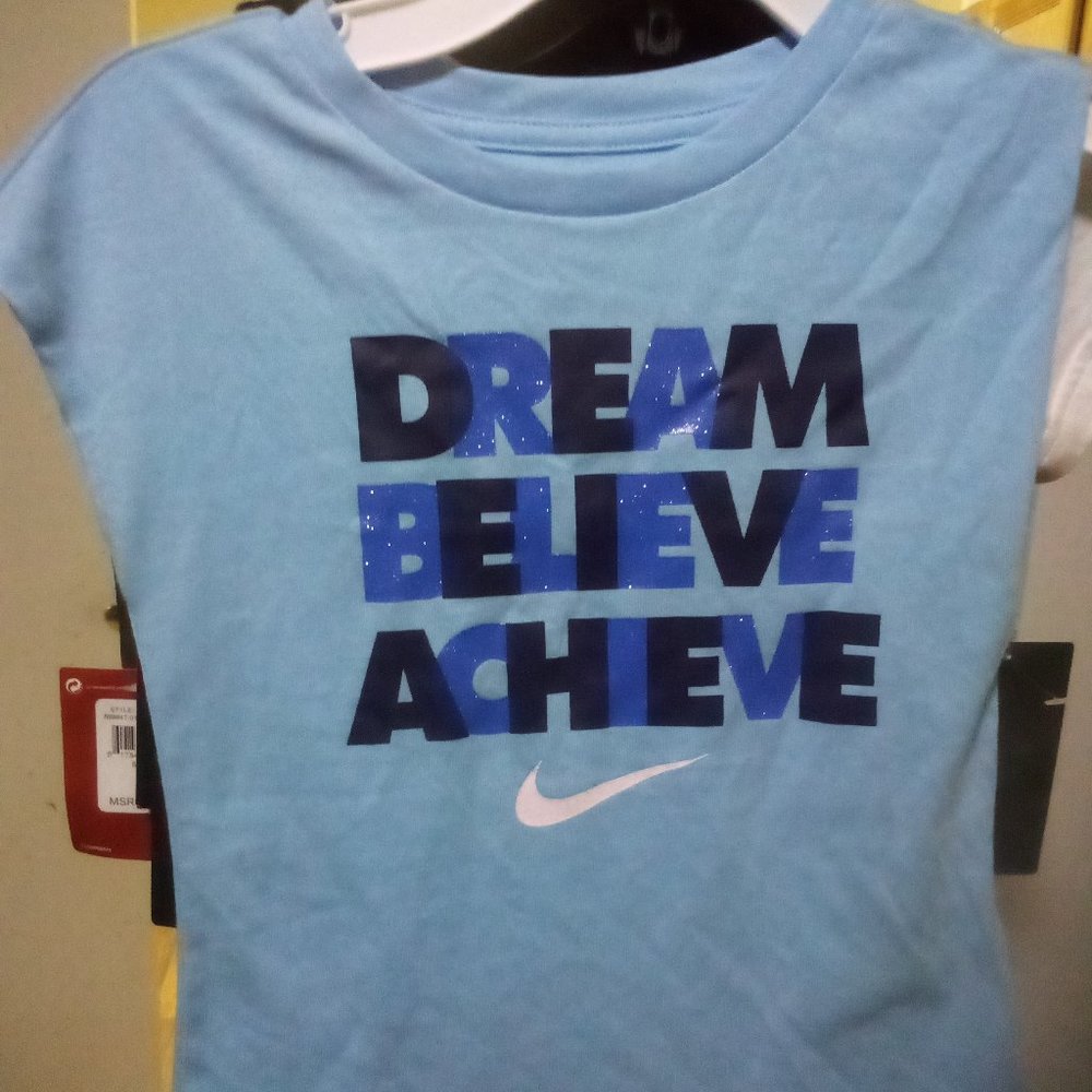 nike t shirt